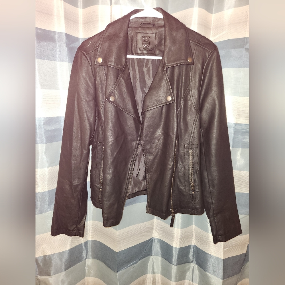Medium Womans Max Studio Leather Jacket, Motorcycle, Biker, Rock, Streetwear